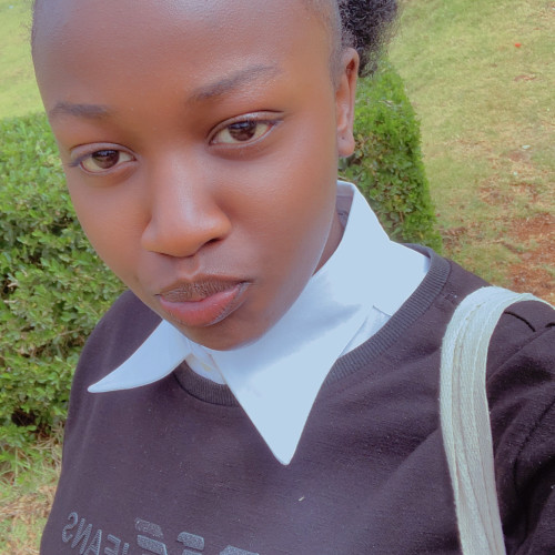 LYNE W. profile photo