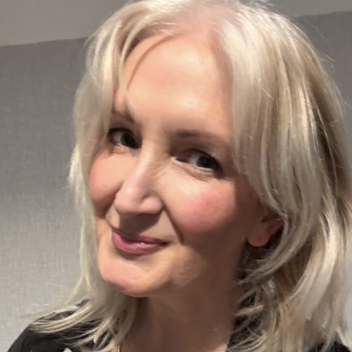 Carrie L. profile photo