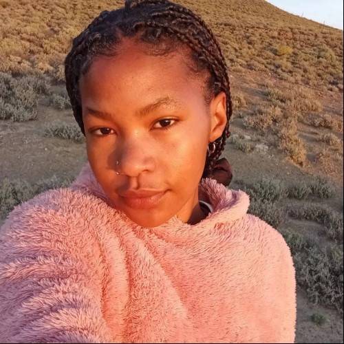 Estee K. profile photo