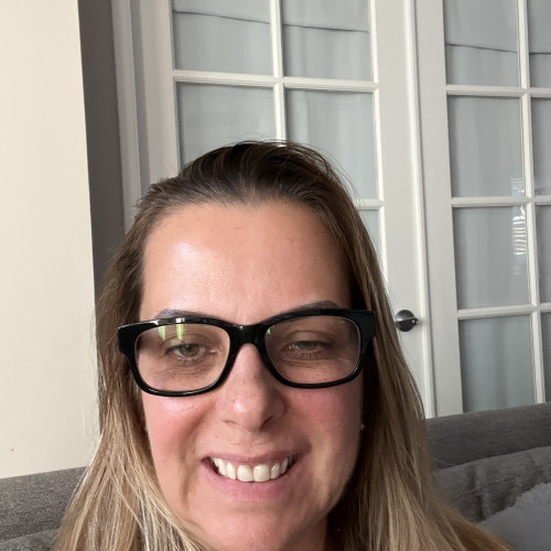 Claudia F. profile photo