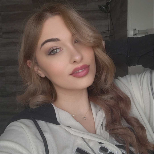 aly p. profile photo