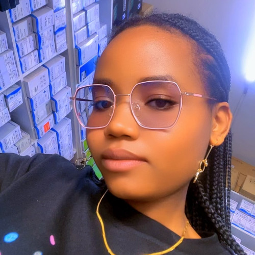 Lucy  W. profile photo