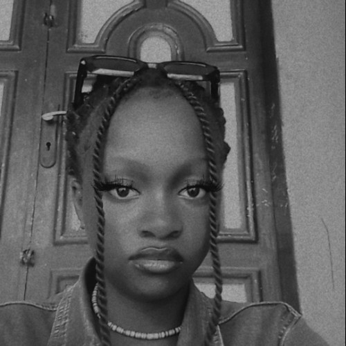 Lizzy  O.