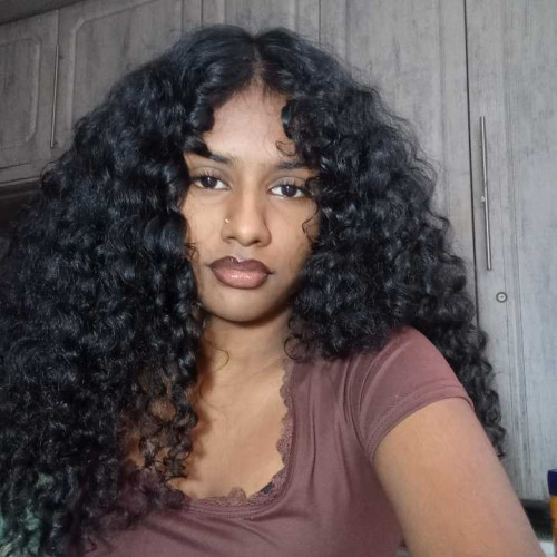 joelle g. profile photo
