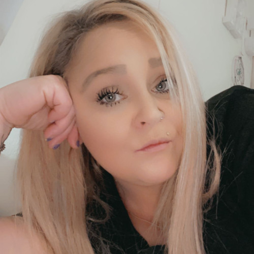 christine b. profile photo