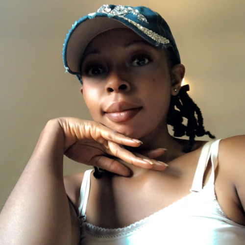 Lizy T. profile photo