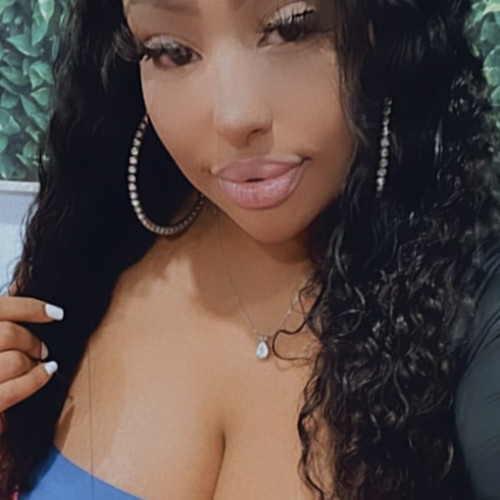 Mimi R.