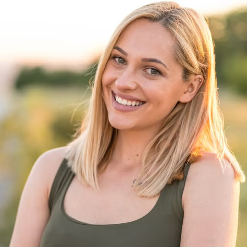 Crystal  R. profile photo