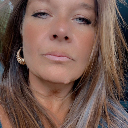 Lisa  D.