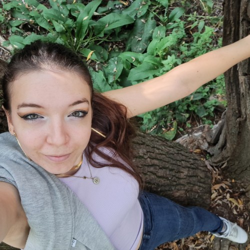 Debbie M. profile photo