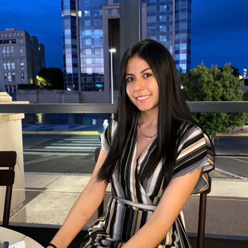 Paula Andrea C. profile photo