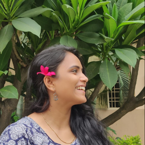 Niha  B.
