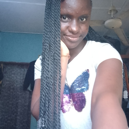 Chat with  F. profile photo