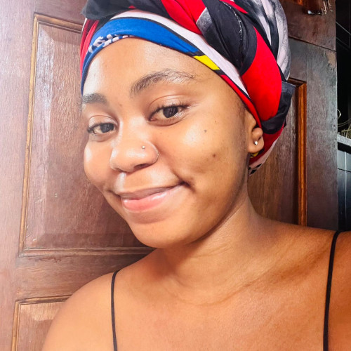 Aphelele Naledi   . profile photo