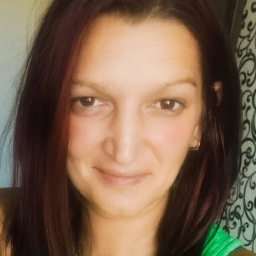 Bozena J. profile photo