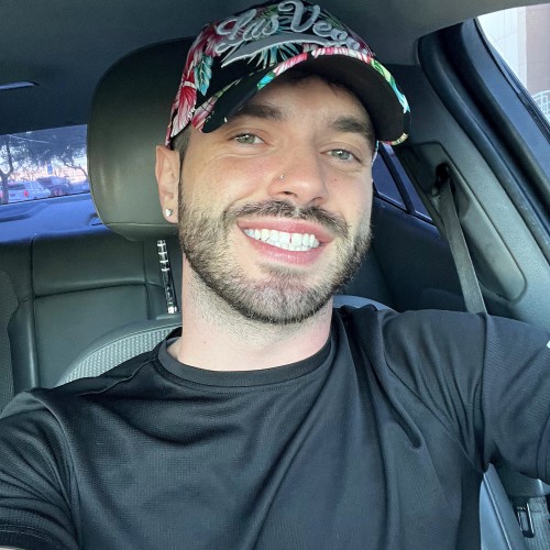 Yugi C. profile photo