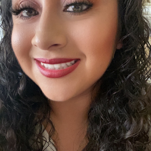 Isis C. profile photo