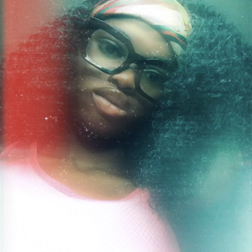 shes T.