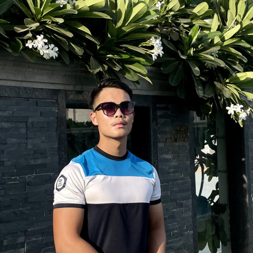 Piyush L. profile photo