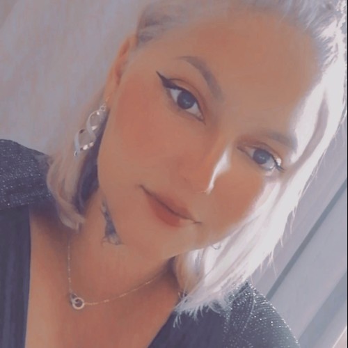 Sara T.