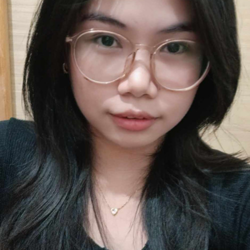 Em Em M. profile photo