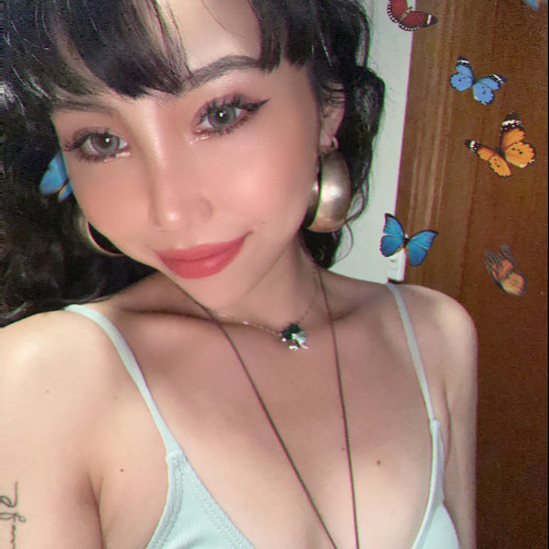 Divina Y.