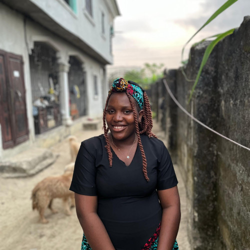 Favour  E. profile photo