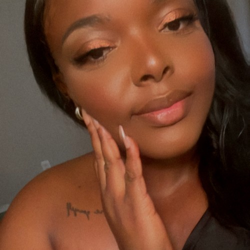 Lydie A. profile photo