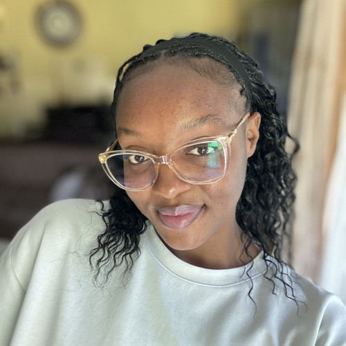Kemely L. profile photo