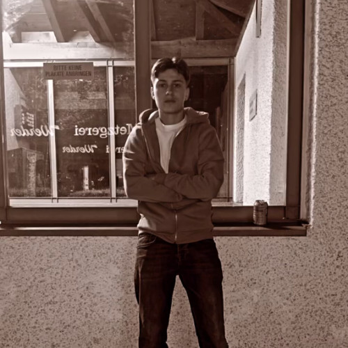 Edis S. profile photo