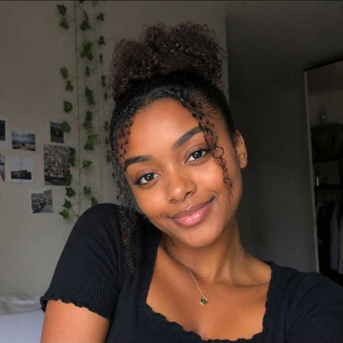 yvene m. profile photo