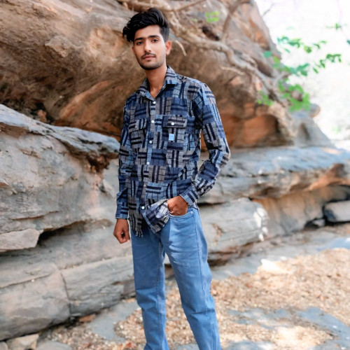 Abhi G.