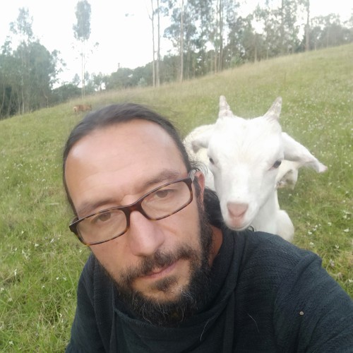 Floresmiro L.