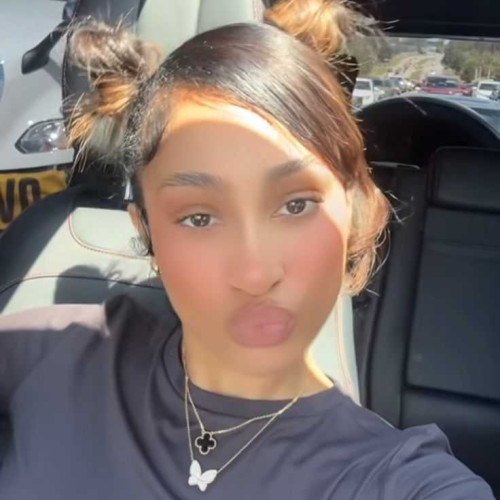 Vivian B. profile photo