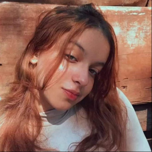 Yasmin E.