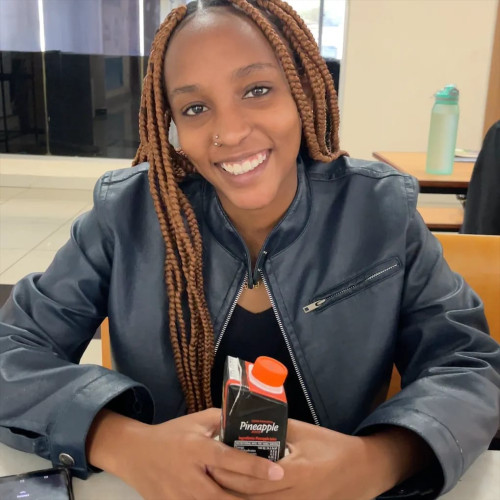 Rae G. profile photo