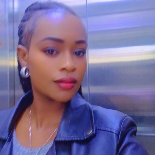 lucy L. profile photo