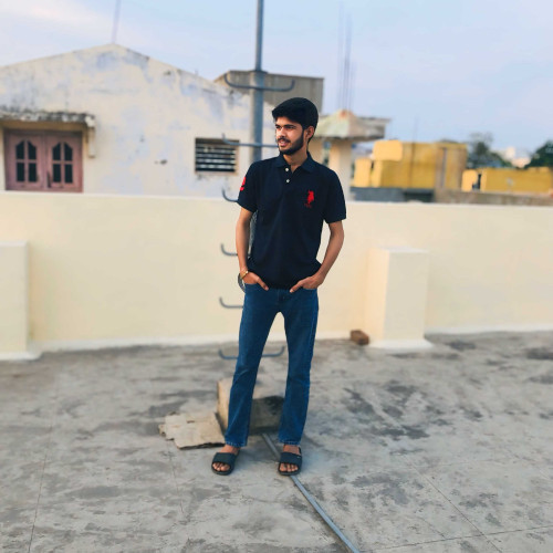 ayush g. profile photo