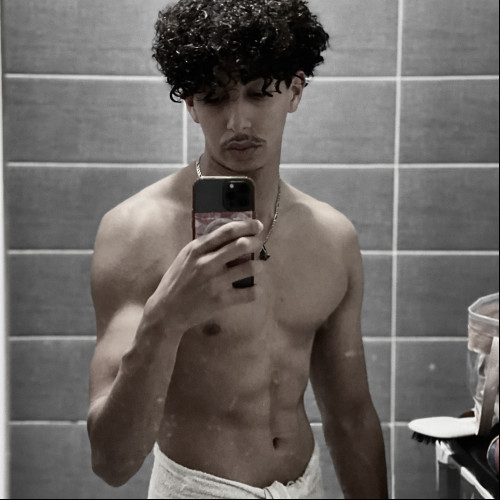 Aymen R. profile photo