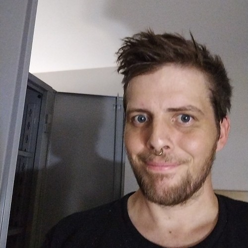 Lukas J.