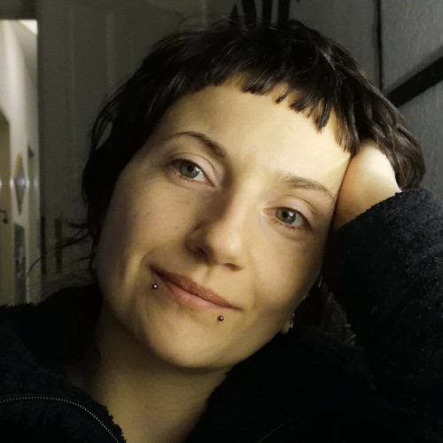 Iris H. profile photo