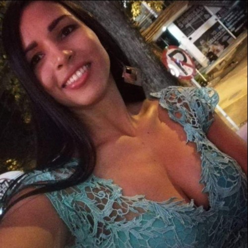 Alma R.