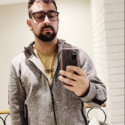 Yamil A.