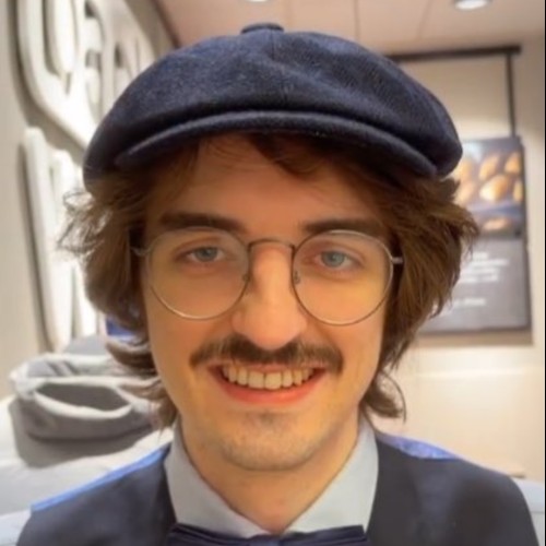 Max S.