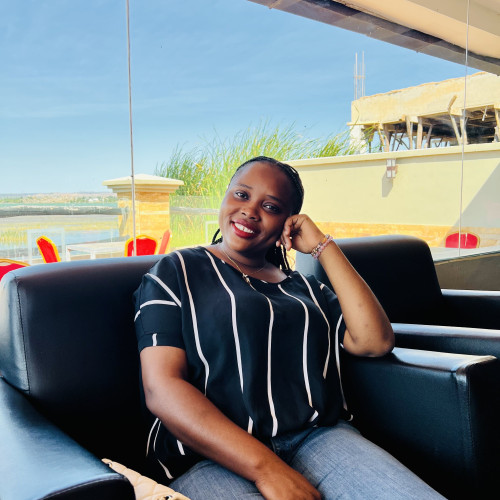 linzley R. profile photo