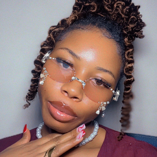 Dee E. profile photo