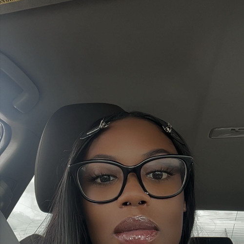 Bella B. profile photo