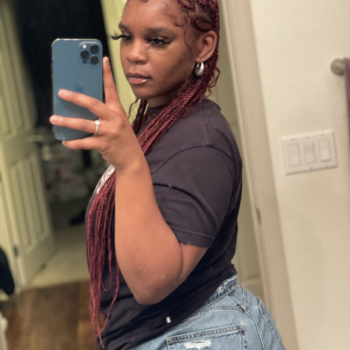 Melli M. profile photo