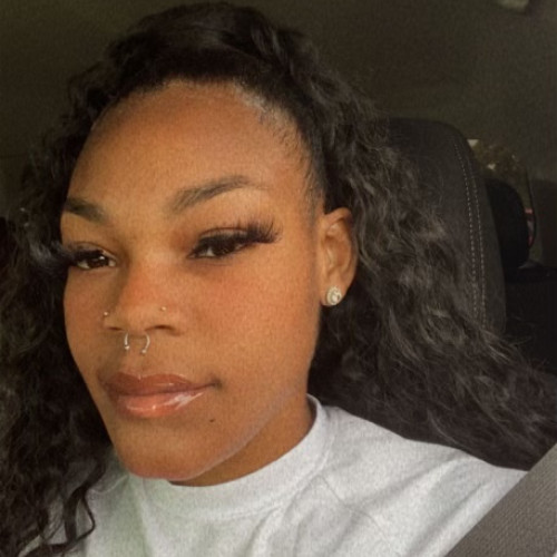 Nika L. profile photo