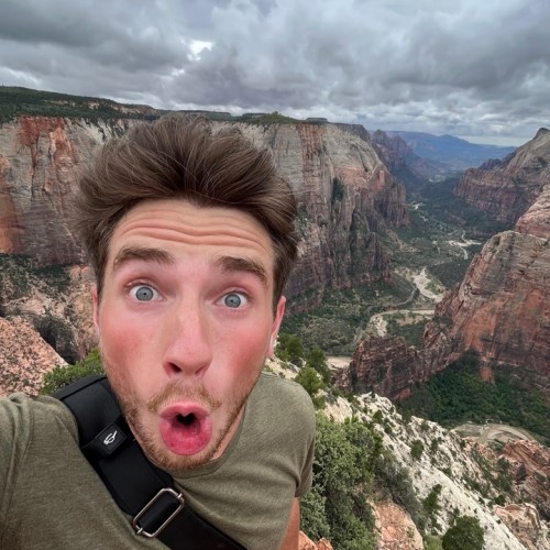 Zackary U. profile photo